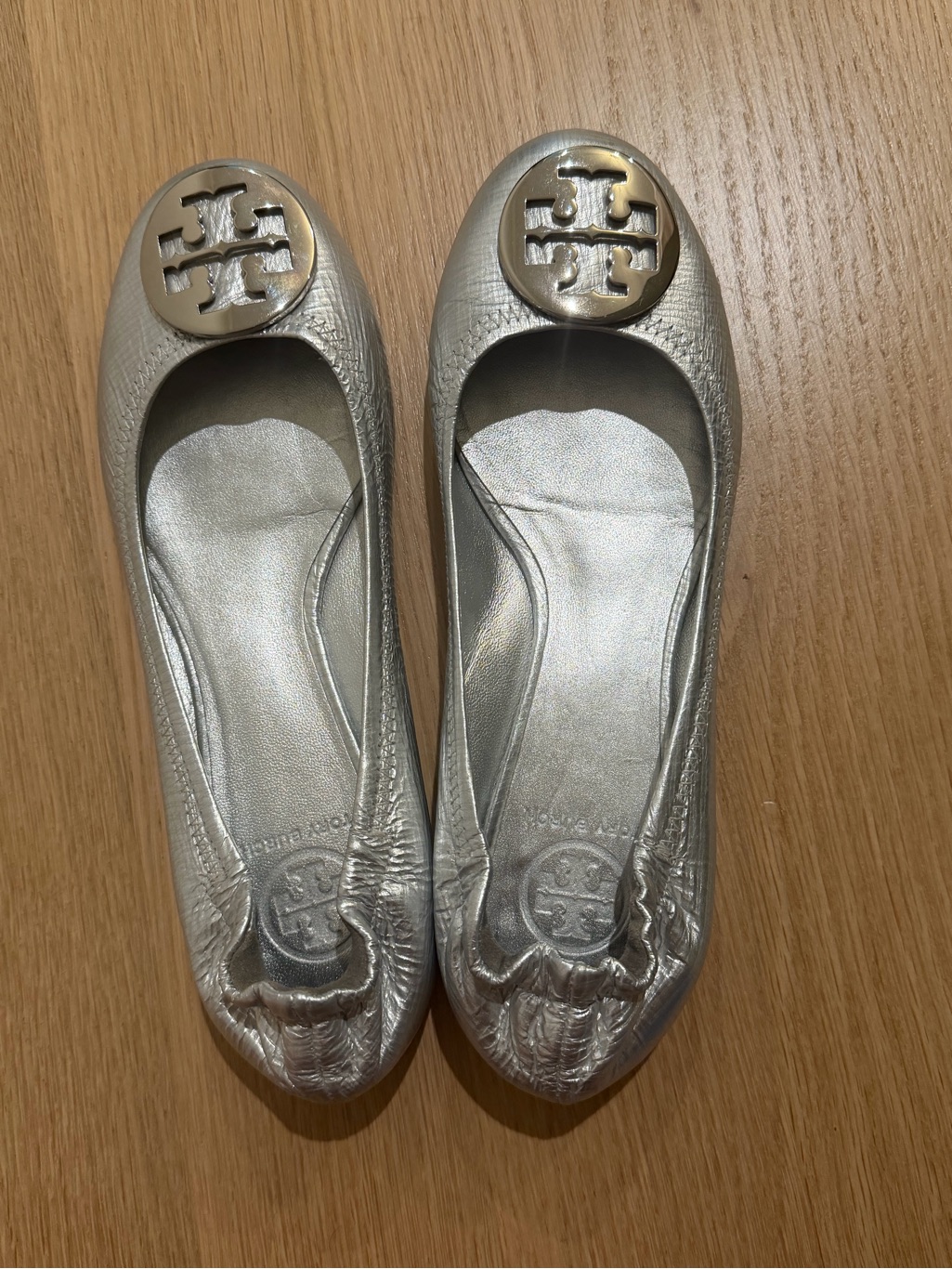 Tory Burch Reva Flats Silver Size 7.5